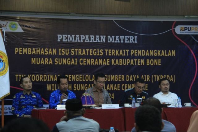 Fungsional Perencana Bappelitbangda Prov. Sulsel Hadiri Sidang Komisi dan Sidang Pleno Sidang Tim Koordinasi Pengelolaan Sumber Daya Air WS. Walanae Cenranae di Kabupaten Bone