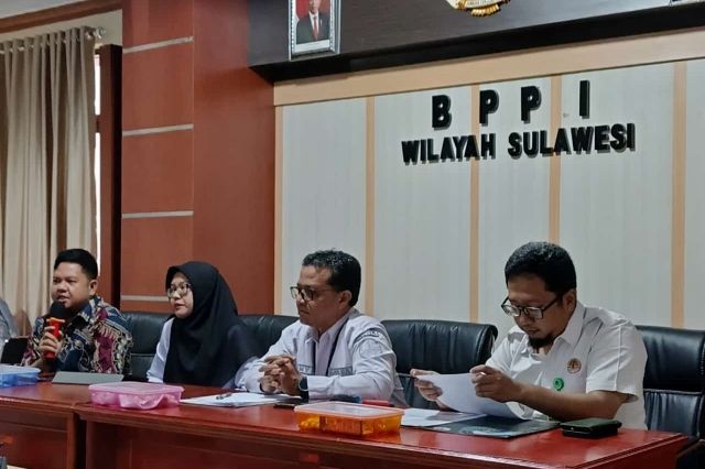 Fungsional Perencana Madya Bidang Perekonomian dan SDA Mengikuti Forum Konsultasi Publik Standar Pelayanan Bidang Pengendalian Perubahan Iklim Balai PPI Wilayah Sulawesi