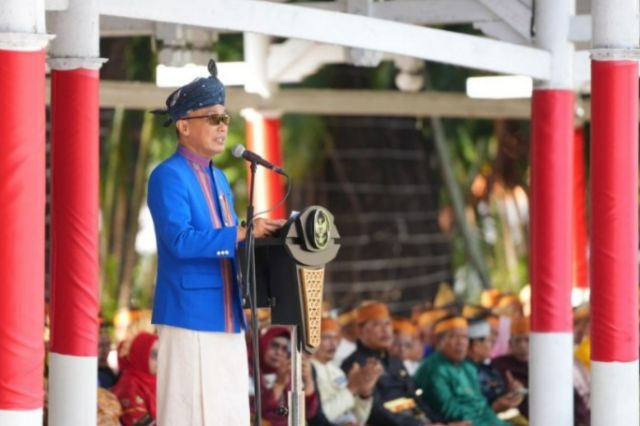 Hari Guru Nasional, Pj Gubernur Sulsel Prof Zudan Beri Hadiah Beasiswa S2 dan S3 Kepada 33 Guru