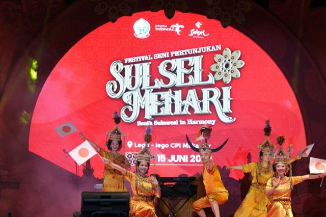 Pembukaan Sulsel Menari "South Sulawesi In Harmony"