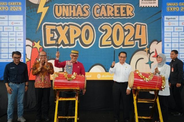 Atasi Masalah Pengangguran, Penjabat Gubernur Sulawesi Selatan Prof Zudan Apresiasi Pelaksanaan Unhas Career Expo 2024