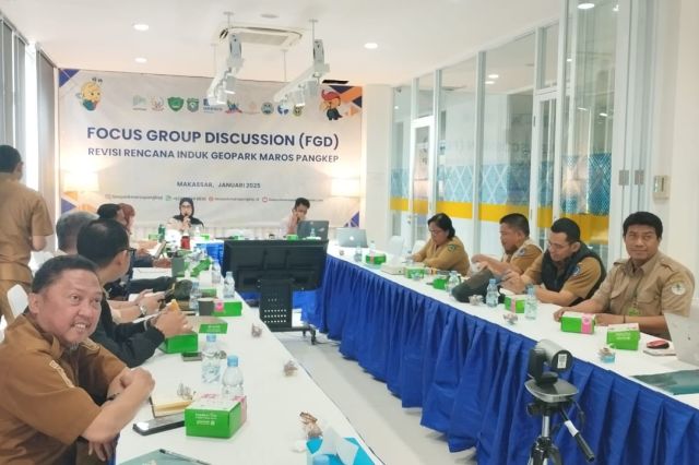 Bidang Perekonomian dan SDA Mengikuti FGD Revisi Rencana Induk Geopark Maros – Pangkep