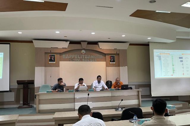 Bappelitbangda Sulsel Gelar Forum Koordinasi Evaluasi Indikator Makro Pembangunan Daerah Tahun 2025