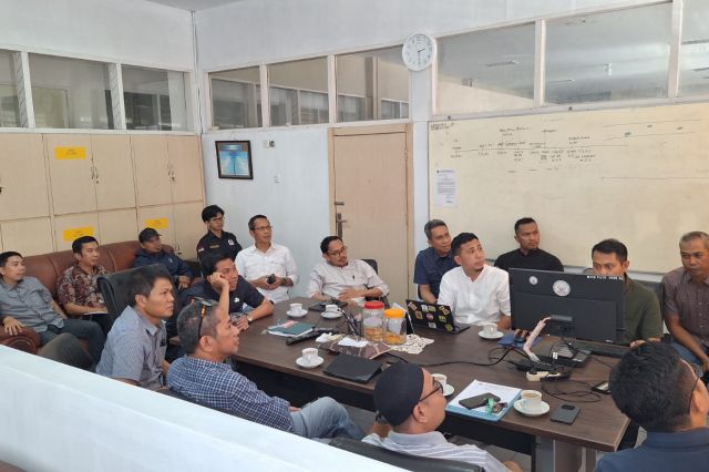 Plt. Kepala Bappelitbangda Sulsel Hadiri Pembahasan KAK Redesain Pembangunan Jembatan Barombong