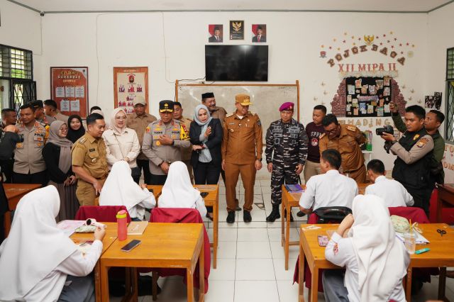 Dihadiri Pj Gubernur Prof Fadjry Djufry, Program Pemeriksaan Kesehatan Gratis Presiden Prabowo Mulai Disosialisasikan ke Masyarakat