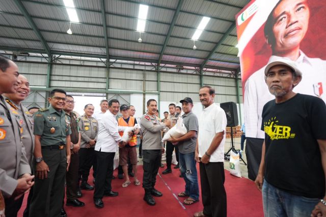 Wakapolri Launching Percepatan Penyaluran Bantuan Pangan Serentak 24 Kabupaten/Kota Se-Sulsel