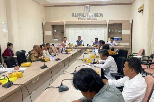 Kabid PPED Bappelitbangda Prov. Sulsel Menerima Kunjungan Pansus DPRD Lutra