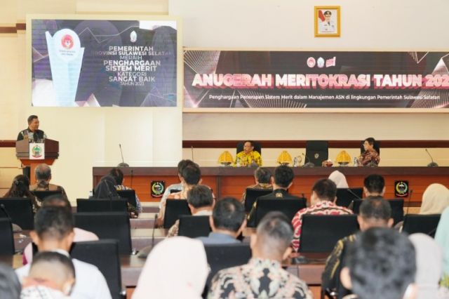 Pemprov Sulsel Dianugerahi Penghargaan Meritokrasi Kategori Sangat Baik