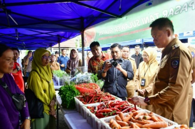 Stabilisasi Pasokan dan Harga, Pemprov Sulsel Luncurkan Gerakan Pangan Murah Perdana di Indonesia untuk Tahun 2025