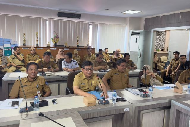 Ir. H. Andi Bakti Haruni, C.E.S, hadiri Rapat Kerja Komisi D DPRD Prov. Sulsel