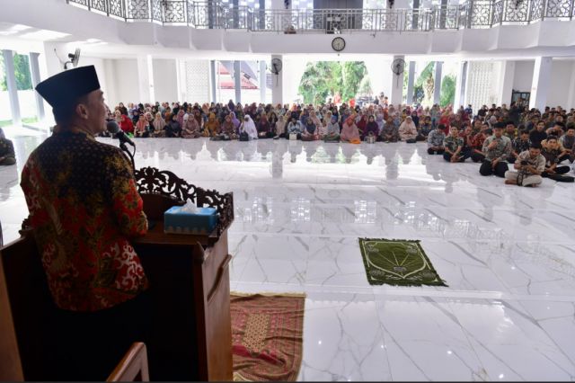 Launching Gerakan Sulsel Berdoa, Penjabat Gubernur Sulawesi Selatan Prof Zudan Ajak ASN Berdoa Bersama Untuk Kesejahteraan Masyarakat