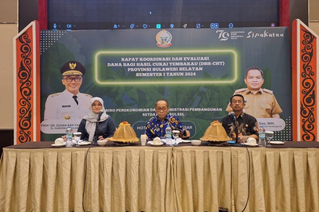 Inriani Idrus, S.STP, M..A.P Perencana Ahli Madya Bidang Perekonomian dan Sumber Daya Alam Bappelitbangda Prov. Sulsel Menghadiri pertemuan Rapat Koordinasi dan Evaluasi DBH CHT