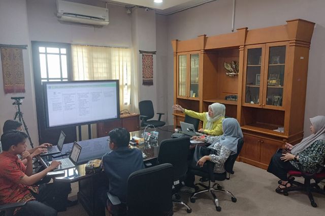 Penguatan Peran Pemerintah Daerah dalam Mendukung Implementasi Perdagangan Karbon sebagai Upaya Penurunan Emisi Gas Rumah Kaca