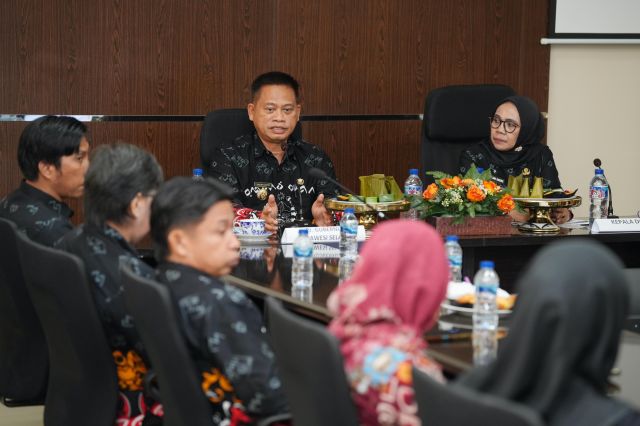 Sektor Peternakan Miliki Peran Sentral dalam Sukseskan Program Swasembada Pangan, Pj Gubernur Harap Ada Peningkatan Produksi