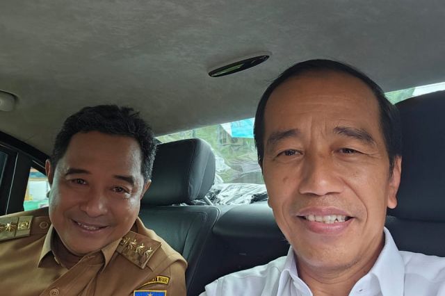 Pj Gubernur Bahtiar Semobil dengan Presiden Jokowi, Laporkan Perkembangan Sulsel