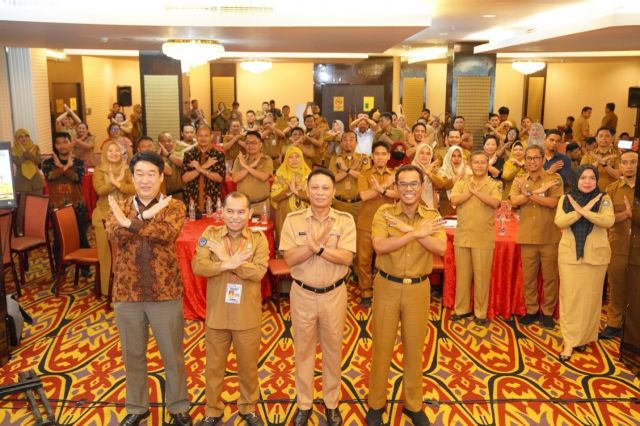 Bappelitbangda Prov. Sulsel Gelar Rapat Koordinasi Program Kegiatan Kemiskinan dan Launching Program Sistem Kolaborasi Pembangunan Komprehensif dan Terpadu Penanggulangan Kemiskinan