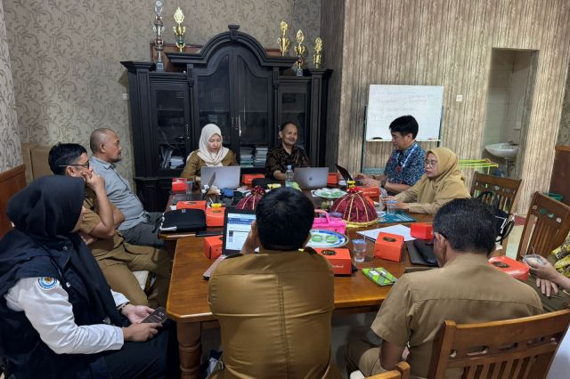 Bappelitbangda Prov. Sulsel Laksanakan Coaching Clinic dan Monitoring Evaluasi di Jeneponto Untuk Percepatan Implementasi Si Lebah Unggulan