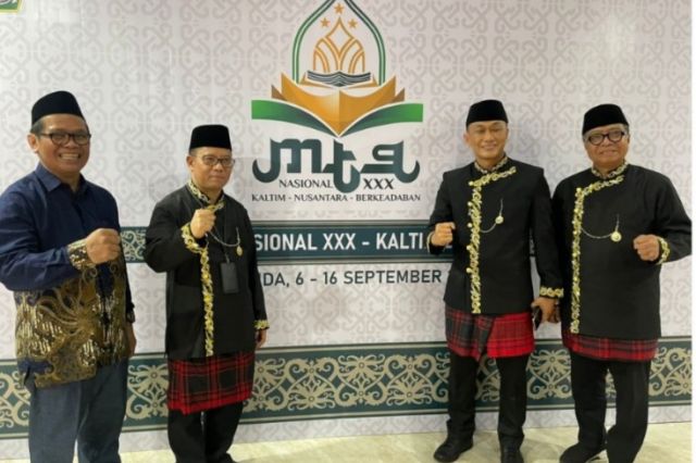 Pj Gubernur Prof Zudan Hadiri Pembukaan MTQ Nasional XXX Tahun 2024 di Samarinda, Semangati Para Kafilah Sulsel