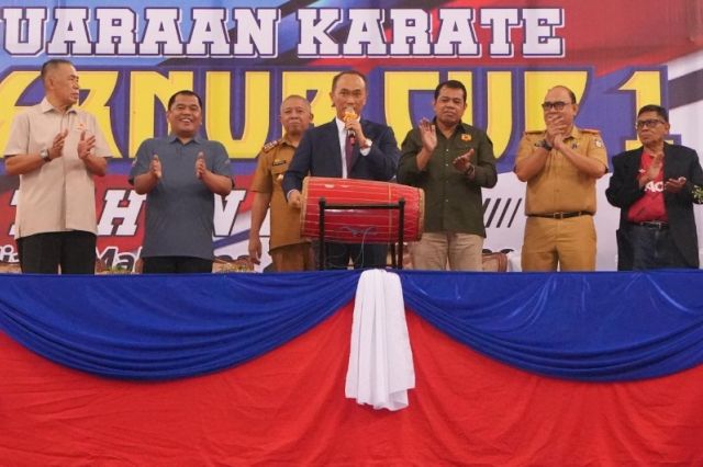 Dibuka Penjabat Gubernur Sulawesi Selatan Prof Zudan, Ribuan Atlet Karate Antusias Ikuti  Gubernur Cup I