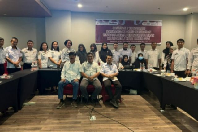 Analis Program Pembangunan Bappelitbangda Prov. Sulsel Fasilitator Konsultasi Rancangan Akhir Perubahan Rencana Kerja Perangkat Daerah (P-RKPD) Kabupaten/Kota Tahun 2024